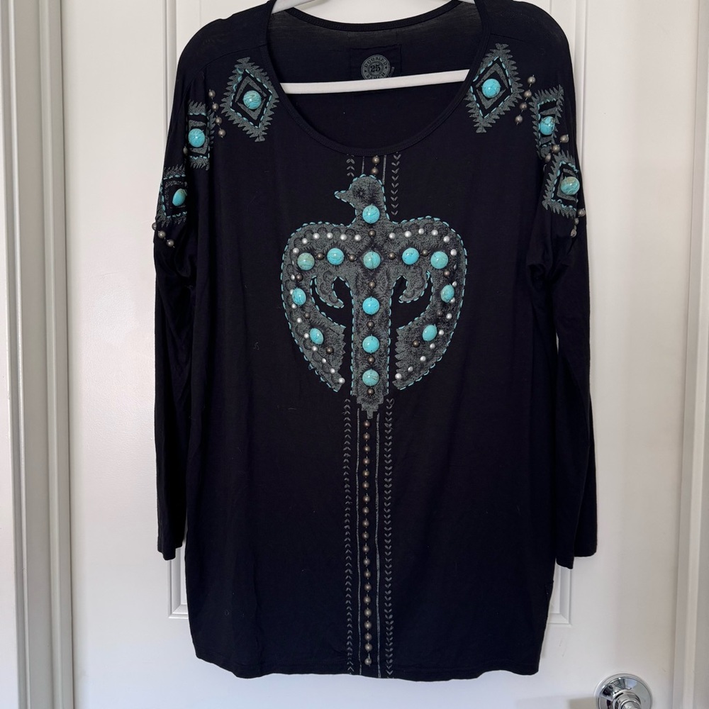 Black Long-Sleeve Embellished T shirt small Turquoise Accents Double R Ranch